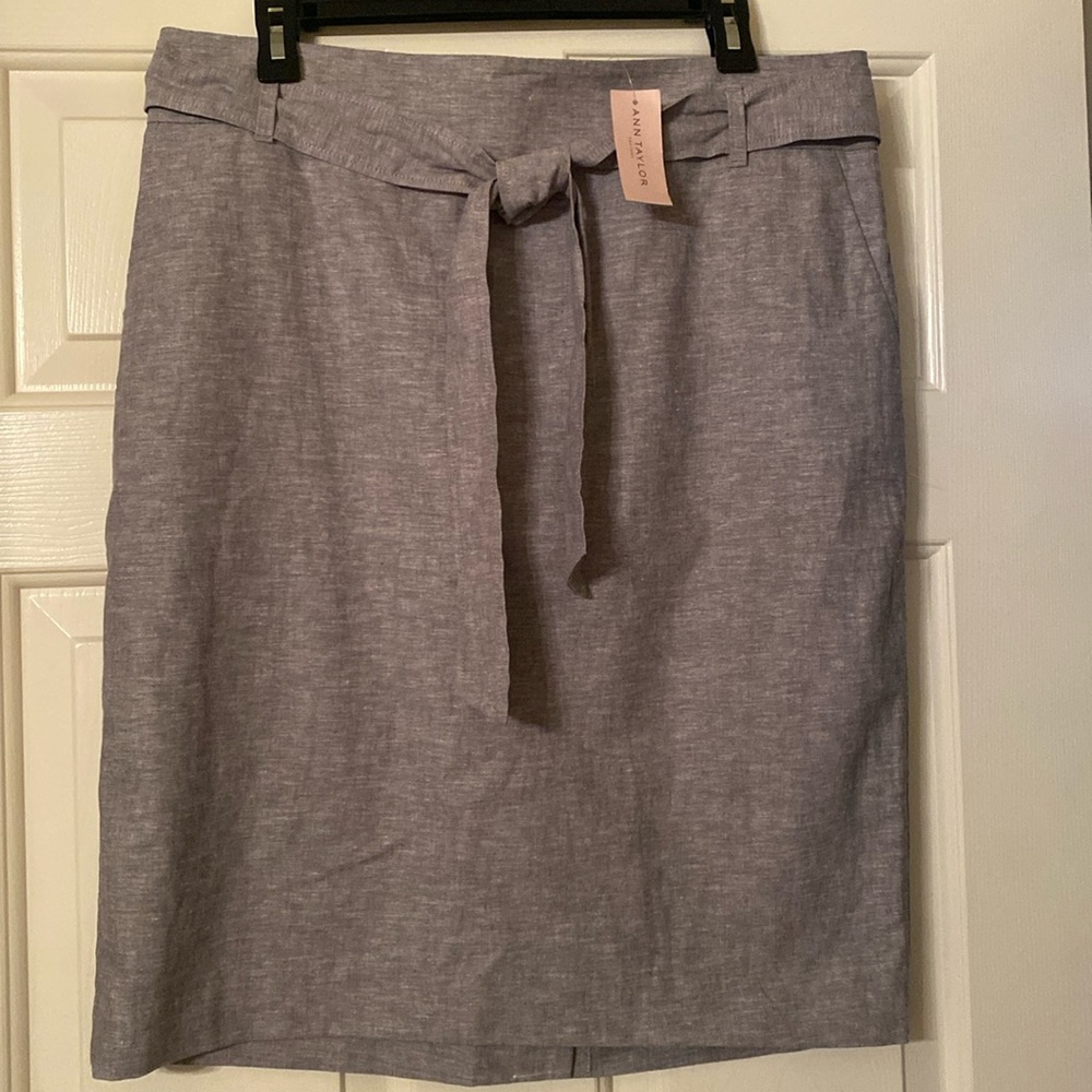 And Klein light gray, linen skirt 14P